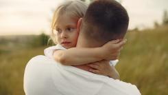 Părinții care cresc copii cu adevărat echilibrați tind să le spună des aceste 8 lucruri