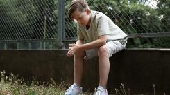 Cum recunoști depresia mascată la adolescenți? Radu Leca: Iritabilitate, cinism, retragere