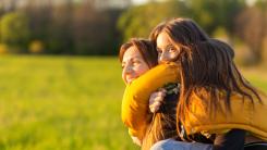 Când adolescentul se închide, iar părintele caută din nou cheia către el. Radu Leca: „Copilul încă are nevoie de adult”