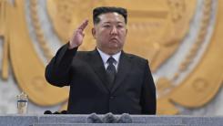 Fiica lui Kim Jong Un, pusă lider peste rachetele nucleare. Are 13 ani