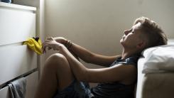 Consumul de alcool și substanțe la adolescenți și conexiunea cu actul suicidal. Radu Leca: „Părinții să fie pregătiți”