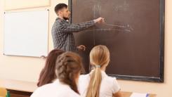 Un profesor dezvăluie cele mai dure mesaje primite de la părinți: „Unii îmi pun la îndoială munca” 