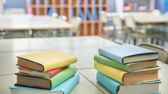 Vor avea elevii manuale noi în septembrie 2026? Polixeniu Anghel, invitat la DC Edu