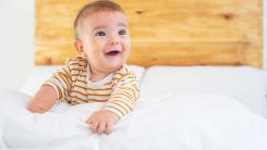 Chiar înainte de a spune primele cuvinte, bebelușii „spun” povești, dezvăluie un studiu