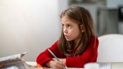 Cum să recunoști supradotarea la copii? Expert: „Nu toți copiii excelează la nivel de școală”