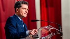 Nicușor Dan: „E cert că avem o problemă în sistemul de educaţie”