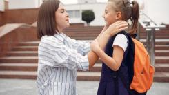 Cum pregătim emoțional copilul pentru Evaluarea Națională? Prof. Claudia Chiru: „Să doarmă bine, să se simtă iubit” / VIDEO
