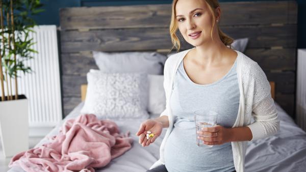 Acidul folic în sarcină, beneficii. De ce este important. Afecțiunile grave cu care se poate naște bebelușul