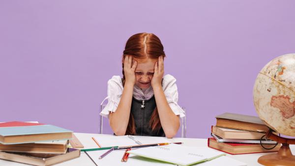 Cât timp ar trebui să petreacă copilul studiind? Tabel în funcție de vârstă de la specialiștii în educație