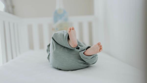 S-a născut primul copil din Europa care a fost purtat în pântece de două mame: „Este cu adevărat ceva special” / FOTO