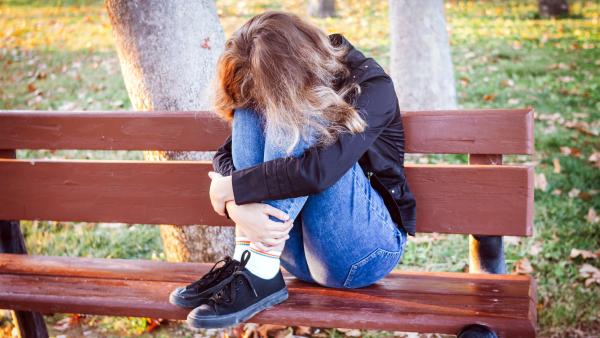 Adolescența fără dramă: Mit sau strategie? Radu Leca: „Când părintele respiră, casa respiră”  