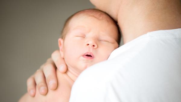 România se stinge demografic: doar un județ mai are mai multe nașteri decât decese