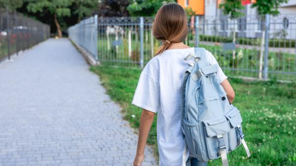 Rolul școlii în prevenția abandonului. Radu Leca: „Elevul rămâne când simte că aparține”