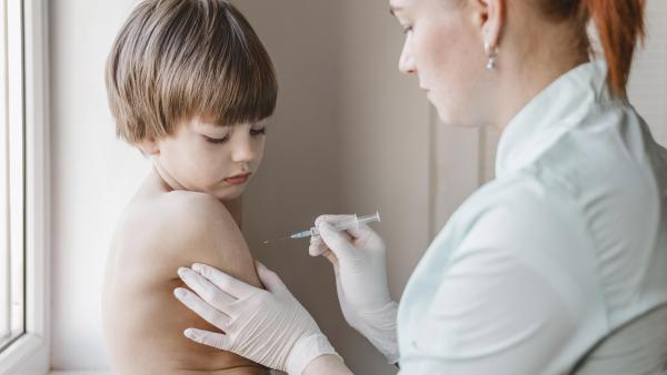 Criză majoră de rujeolă în România: peste 35.000 de cazuri în doi ani