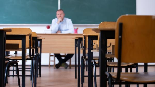 Federaţiile din educaţie refuză negocierile formale pe legea salarizării: Nu vom gira un simplu exerciţiu de imagine