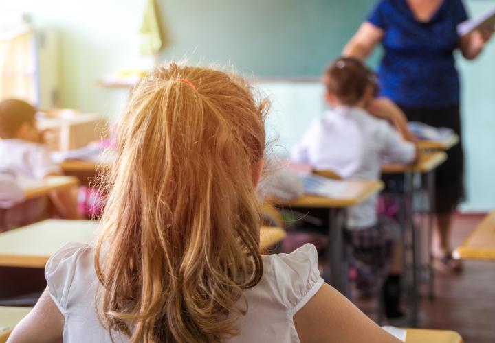 Cum ajunge școala să fie parte din sănătatea mintală a copilului, nu doar din catalog