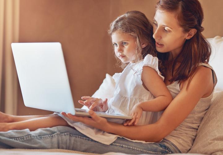 Era „Doctor Google” și asaltul Inteligenței Artificiale. Dr. Mihai Craiu avertizează: „O să devenim leneși emoțional”