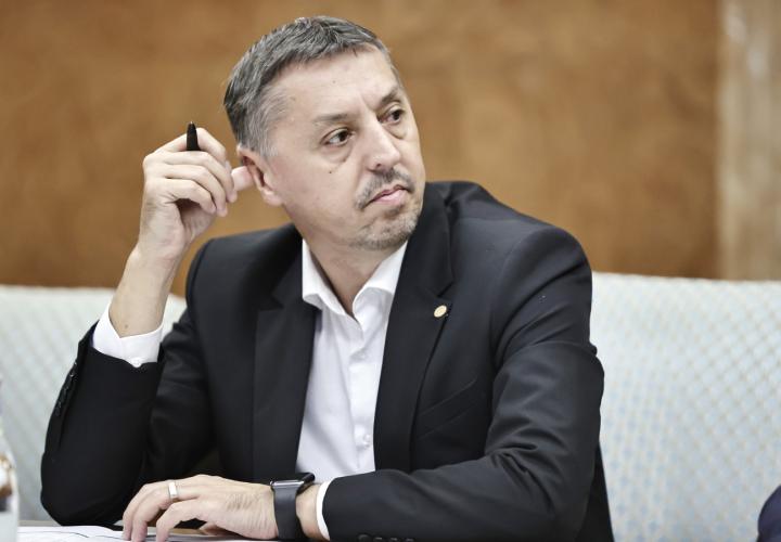 EXCLUSIV | Alarmă în Educație: Rezultatele PISA 2025 și riscul de securitate națională. Analiza lui Daniel David / video