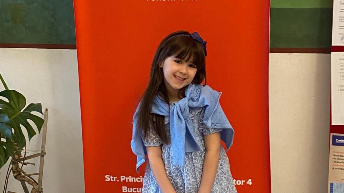 iulia_sabbagh_85687300