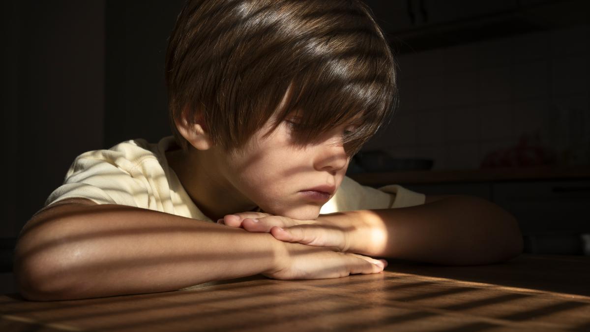 traumele-copilariei-cauze--simptome-si-consecinte--cum-le-identificam-si-ce-facem-cu-ele-1_99264500