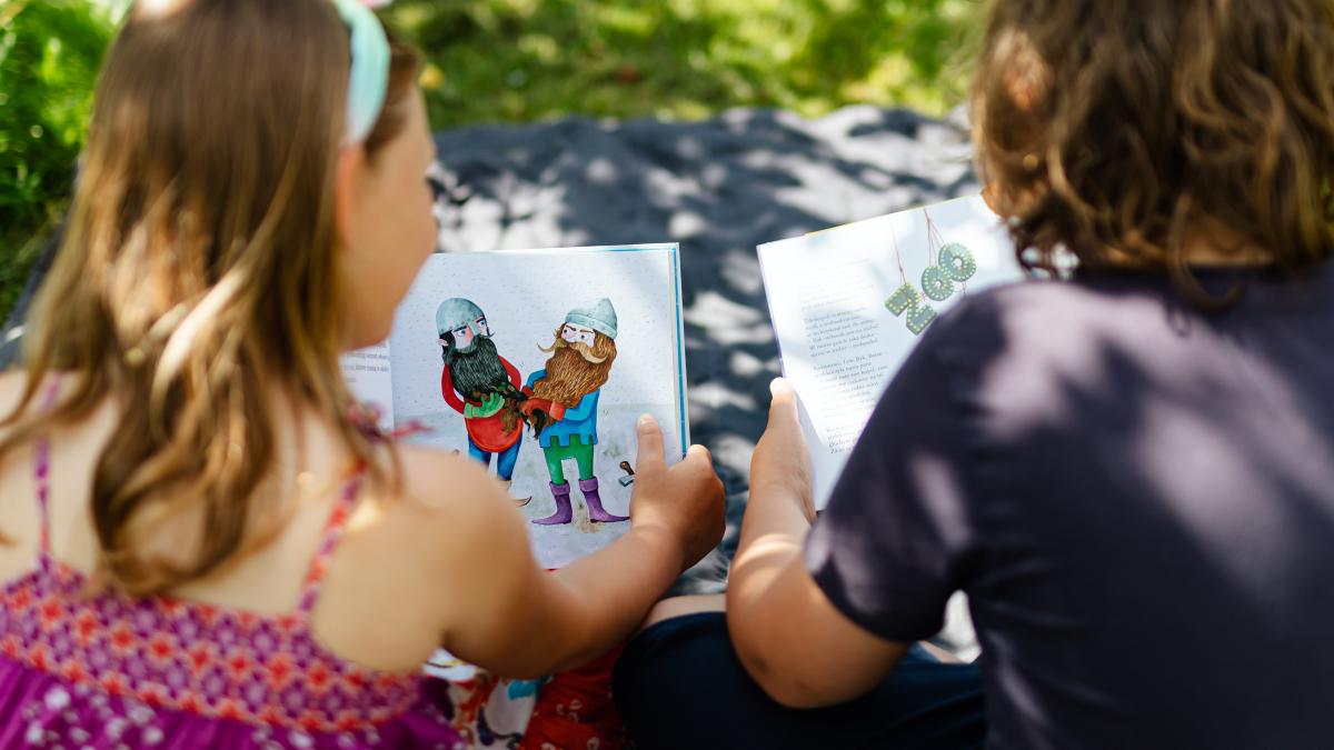 copii-care-citesc_86426100