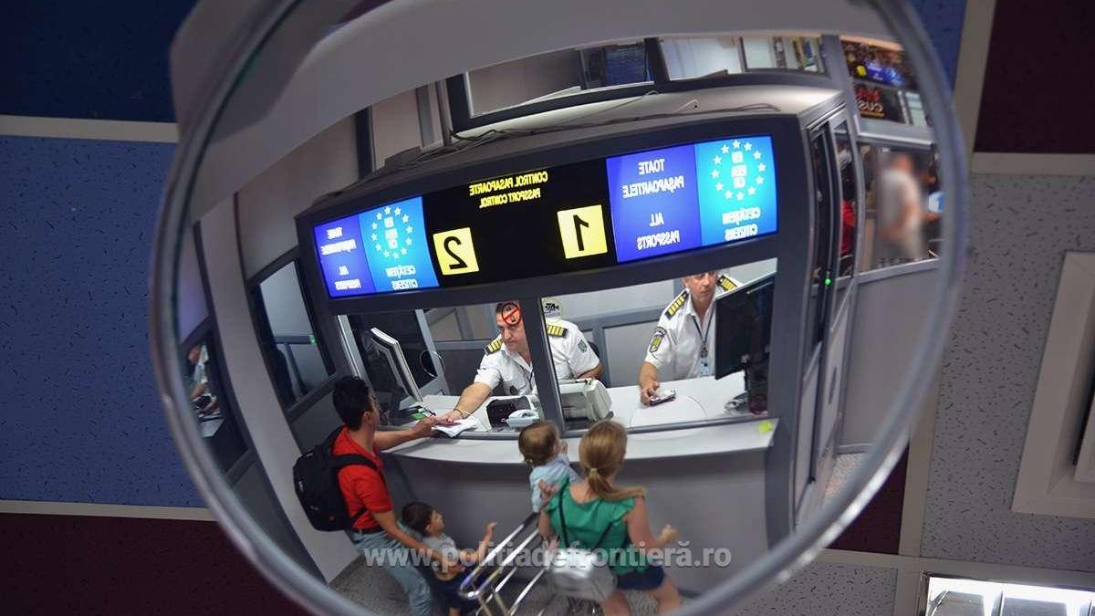 sute-de-copii--opriti-la-vama-in-ultima-luna--actele-necesare-pentru-a-putea-trece-granita-cu-un-minor_95098300