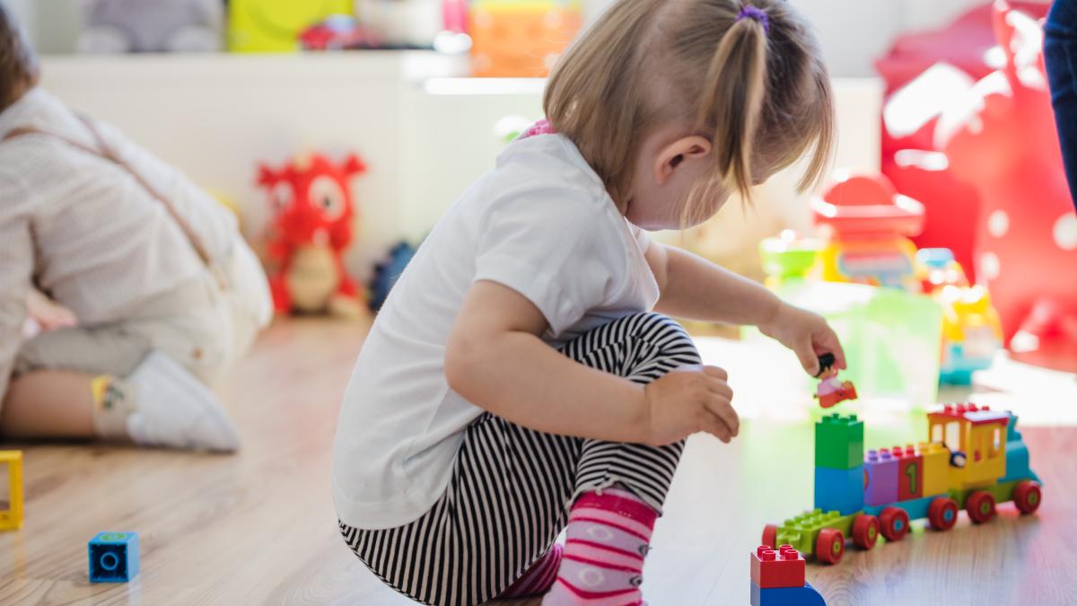 parinti-ingroziti-dupa-ce-au-primit-o-scrisoare-de-la-gradinita-sala-speciala-pentru-joaca-de-a-doctorii-cel-mai-dezgustator-lucru_11986800