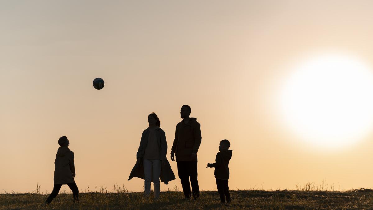 record-mondial-zdrobitor-toti-cei-9-membri-ai-unei-familii--nascuti-in-aceeasi-zi-un-adevarat-dar-de-la-dumnezeu-3_91060100