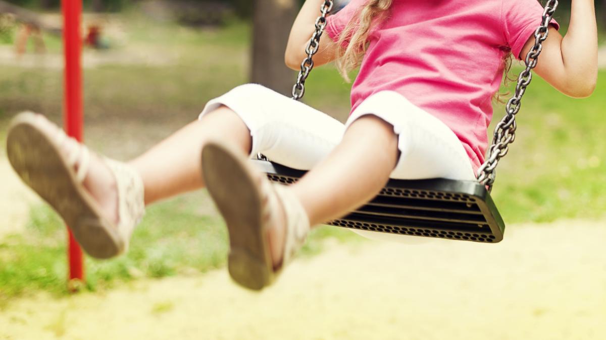 parinti-revoltati-dupa-ce-fetita-lor-a-fost-intr-un-loc-de-joaca-aparent-sigur-nu-ne-am-gandit-vreodata-ca-poate-sa-fie-periculos_20690600