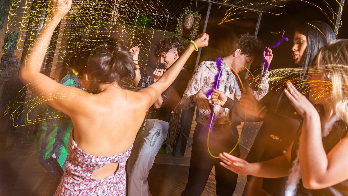 parintii-furiosi-lasa-un-mesaj-dur-pentru-petrecaretii-e2809eegoistie2809d-din-ibiza-care-au-deranjat-copilul---foto_53737300