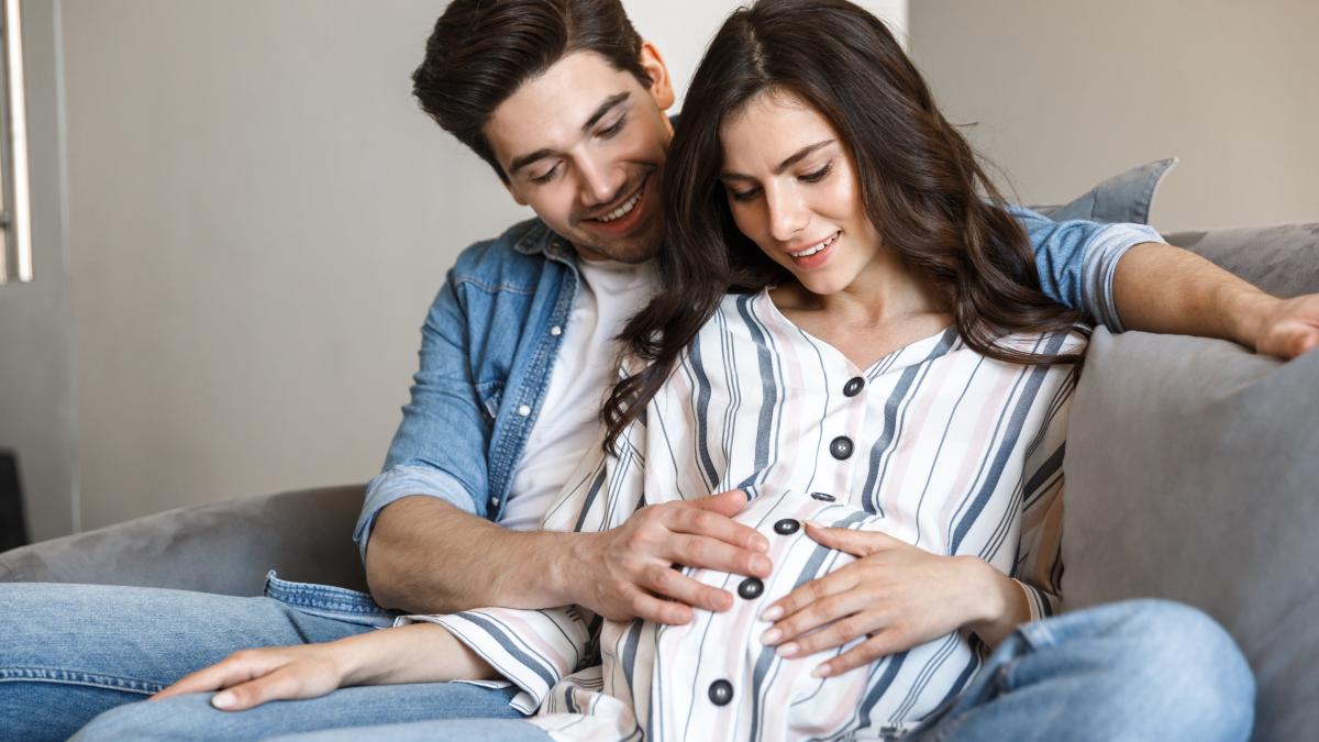 avantajele-si-dezavantajele-de-a-fi-parinte-tanar-bucurii-nesfarsite--dar-si-provocari-considerabile_41595100