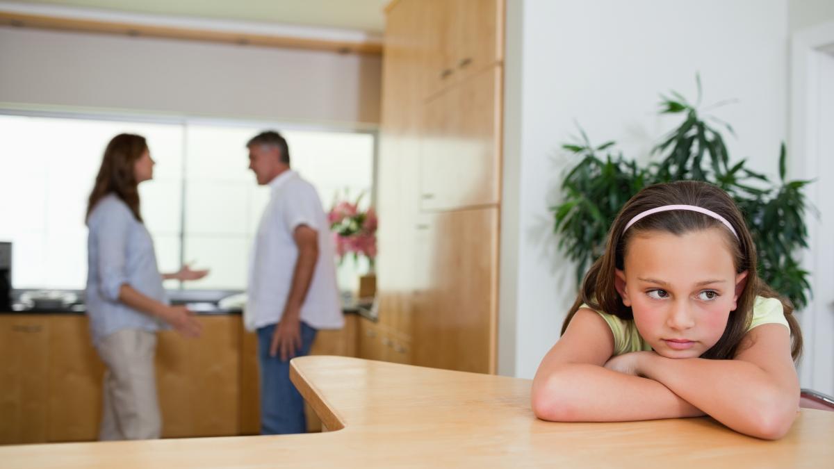 de-ce-este-important-sa-ne-impacam-in-fata-copiilor_95820200