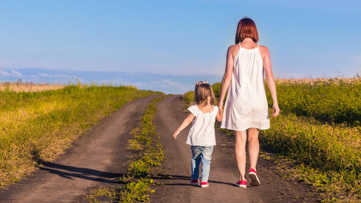 cresterea-cu-un-tata-absent-si-consecintele-asupra-copiilor--poate-altcineva-sa-acopere-lipsa-figurii-paterne_14186500