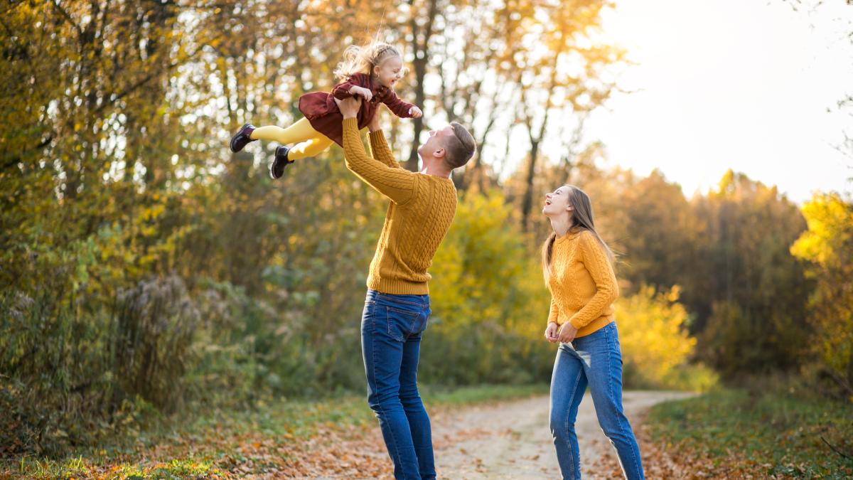 sapte-sfaturi-pentru-a-ti-face-copilul-sa-se-simta-iubit-in-fiecare-zi-sunt-cele-mai-eficiente--conform-studiilor_56807200