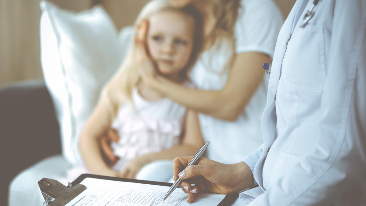 medicii-avertizeaza-la-inceputul-noului-an-scolar-numarul-cazurilor-de-covid-19-ar-putea-creste_09094400