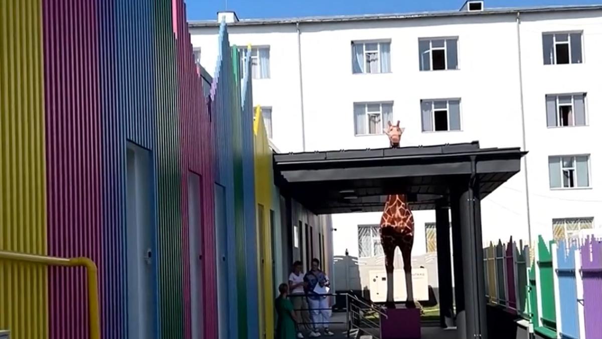 deschiderea-cu-intarziere-pentru-prima-cresa-verde-din-romania-constructia--gata-in-3-luni--autorizatia-sosita-dupa-7_51950400