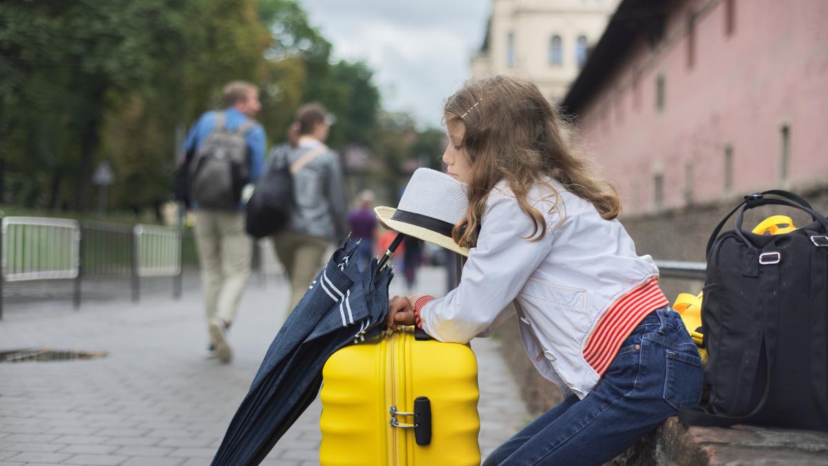 scoala-altfel--un-lux-inaccesibil-pentru-multi-parinti-c2a0patru-zile-la-munte--1-000-lei--vrem-sa-i-invatam-pe-copiii-care-nu-si-permit-ca-ei-sunt-altfel_81962200