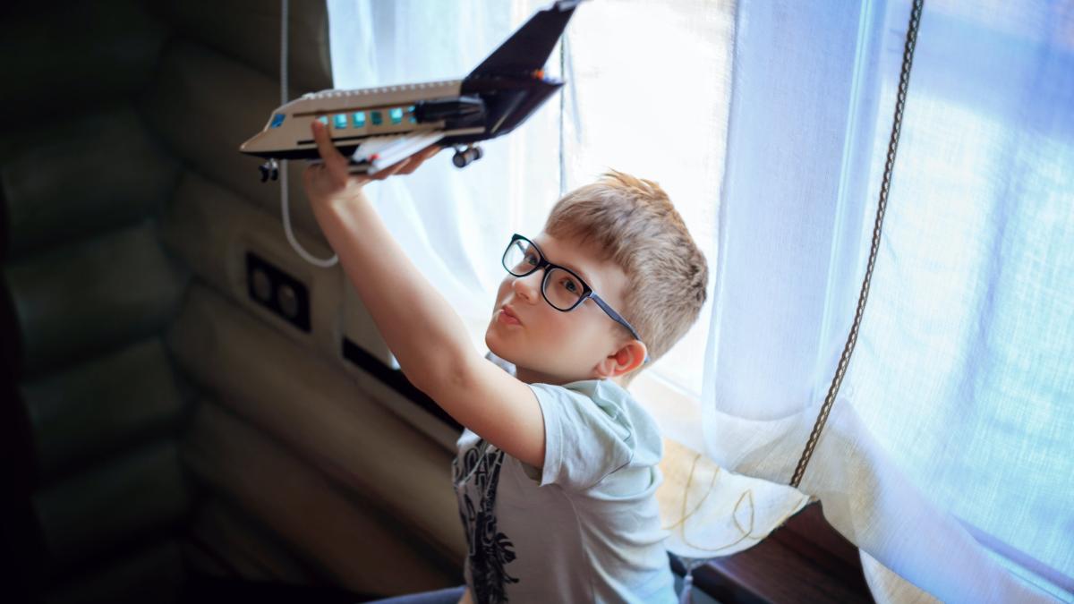 frica-de-avion-la-copii_72027200