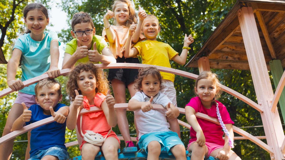 mecanismele-care-ii-fac-pe-copii-sa-invete-abilitati-sociale--potrivit-psihologilor_94081400