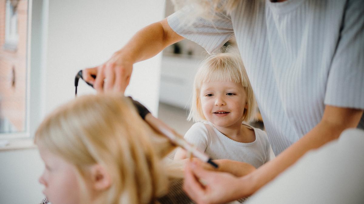 frizer--fixativ-pe-par-la-copii_47321800