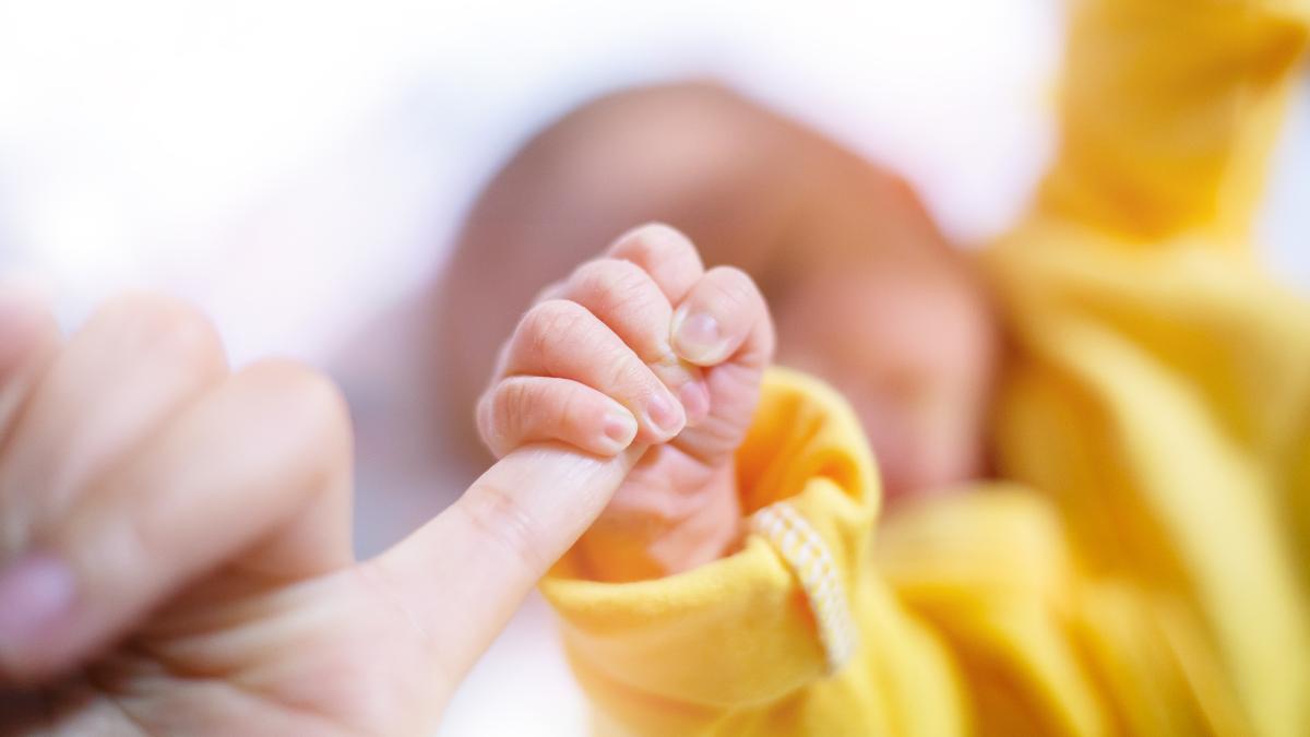 o-femeie-a-dat-nastere-unui-bebelus-urias-medicii-si-parintii-au-ramas-uluiti-nu-ne-am-imaginat-niciodata-ca-va-fi-atat-de-mare_38889200