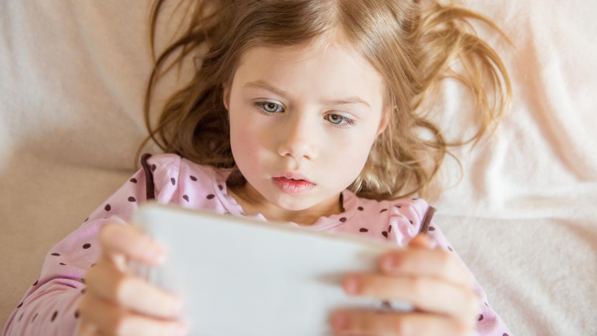 exista-autism-virtual-psihiatrul-pediatru-ioana-georgescu-lamureste-parintii-multiple-studii-au-aratat-asta-1_58120300