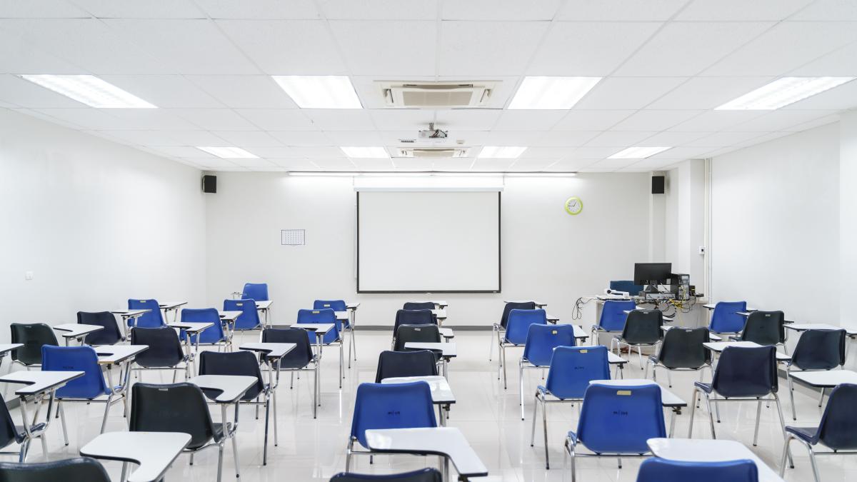 6-000-de-euro-burse-pentru-elevii-geniali-pentru-a-continua-sa-studieze-in-romania_30343800