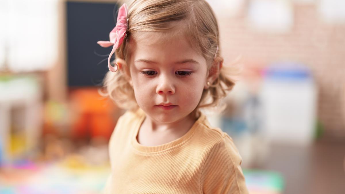 depresia-apare-la-gradinita-dr--ioana-georgescu-da--iar-comportamentul-lor-depresiv-este-nonverbal-si-fac-asta_51352700