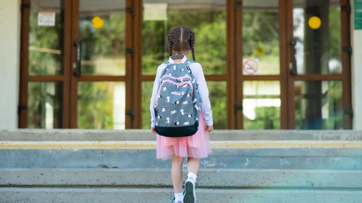 o-fetita-de-6-ani--cea-mai-noua-membra-a-mensa-sunt-interesata-de-arte--stiinta--matematica-si-geografie--ce-iq-are-micuta-din-clubul-geniilor_55650100