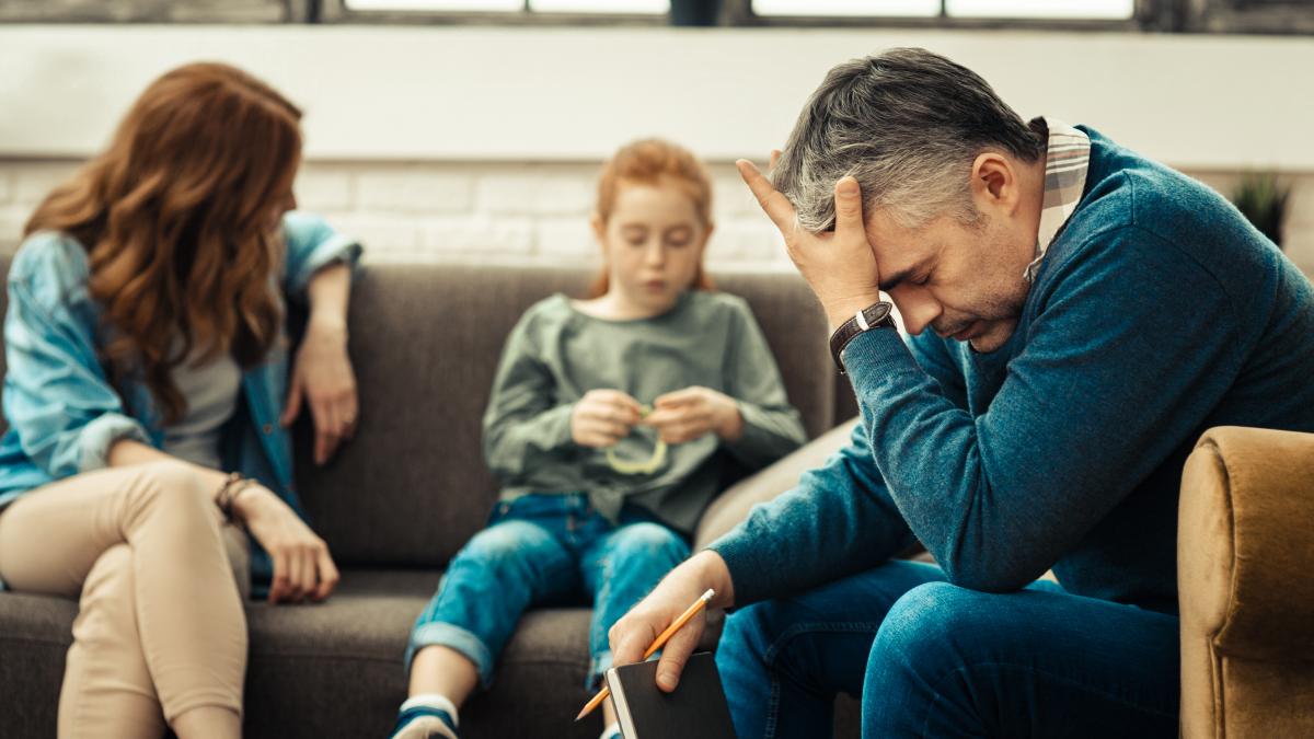 fa-i-pe-copii-sa-inteleaga-atunci-cand-exista-probleme-cu-banii-in-familie-cu-aceste-tehnici_85813000