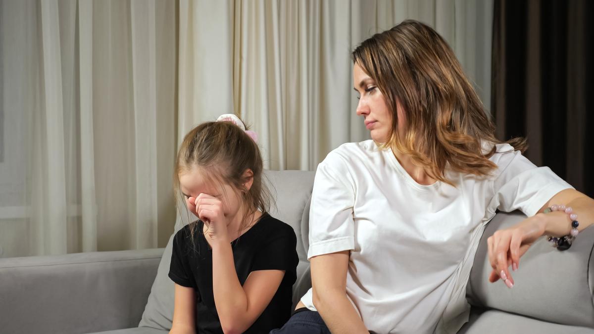 cele-mai-frecvente-6-atitudini-ale-copiilor-atunci-cand-cauta-conexiune-cu-parintii-lor--potrivit-unui-neuropsiholog-asta-cea-mai-inteligenta-si-asta-e-strigatul-de-ajutor_30916300