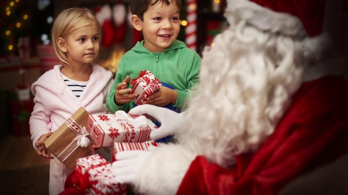 mos-craciun-exista-raspunsul-sincer-al-unei-mame-care-a-devenit-viral_38035400