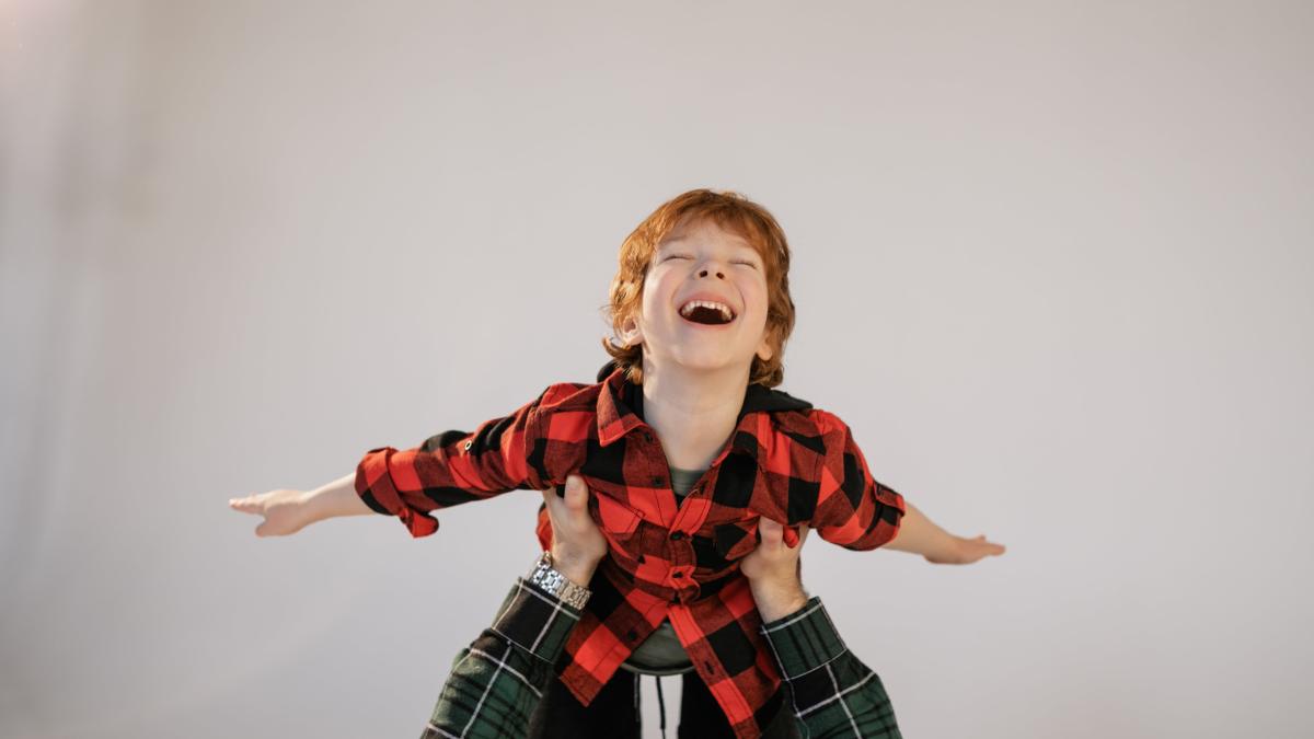 pexels-alena-darmel-7322428_05677200