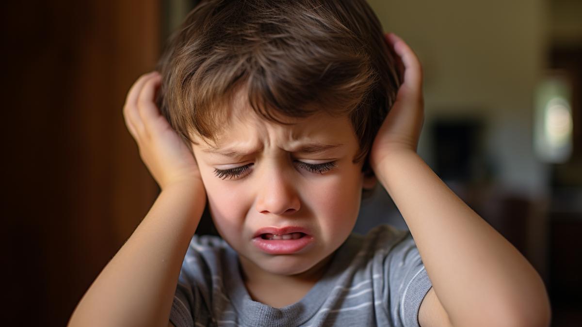 tulburarea-de-depersonalizare-si-derealizare--simptomele-apar-din-copilarie-abuzurile-emotionale-sau-neglijarea-duc-la-aceasta-afectiune-mentala_17452400